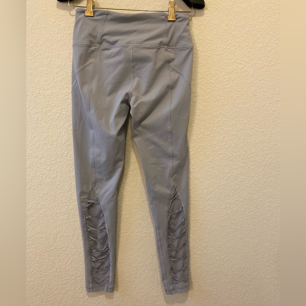 Knockout by Victoria’s Secret Sport Leggings Gray Size Small
